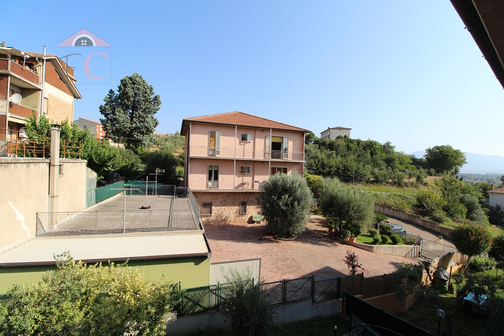 narni scalo- zona residenziale- recente costruzione- ampia metratura- garage- cantina-terrazza-panoramica 6.png
